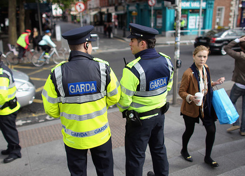 Irlandia: Polak zasztyletowany w biały dzień, w centrum miasta