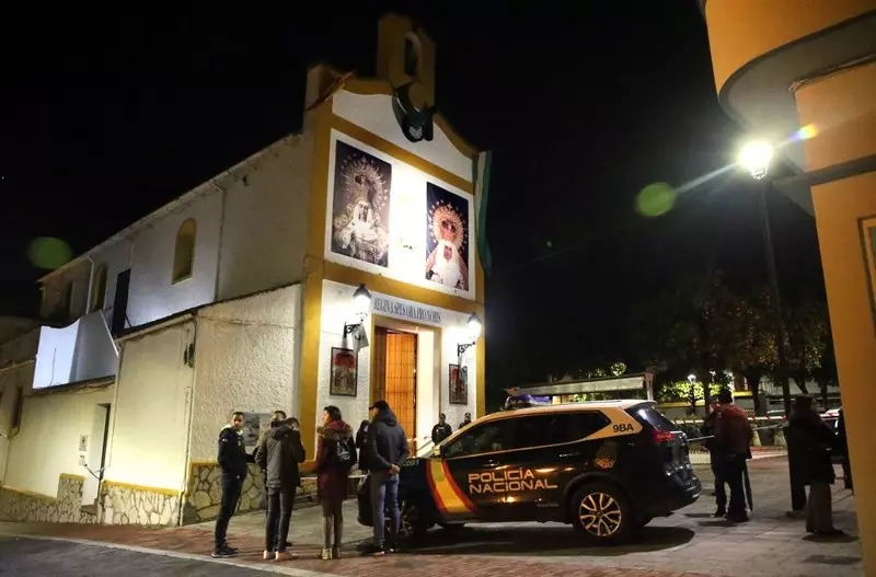 Hiszpania: Atak z maczetą w dwóch kościołach. Napastnik domagał się od wiernych przejścia na islam
