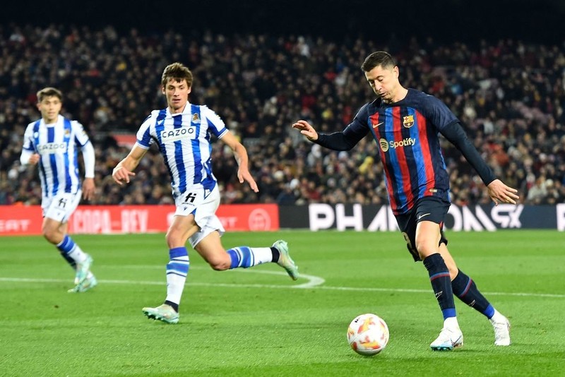 Copa del Rey: Barcelona and Osasuna first semi-finalists