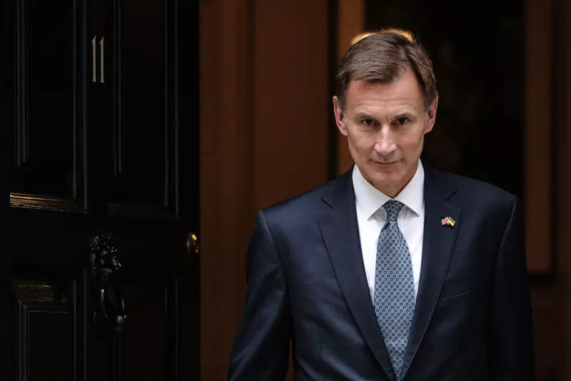 UK chancellor: Cutting taxes will not happen until inflation is lowered