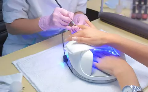 Scientists alert. UV nail lamps can damage DNA and cause harmful mutations