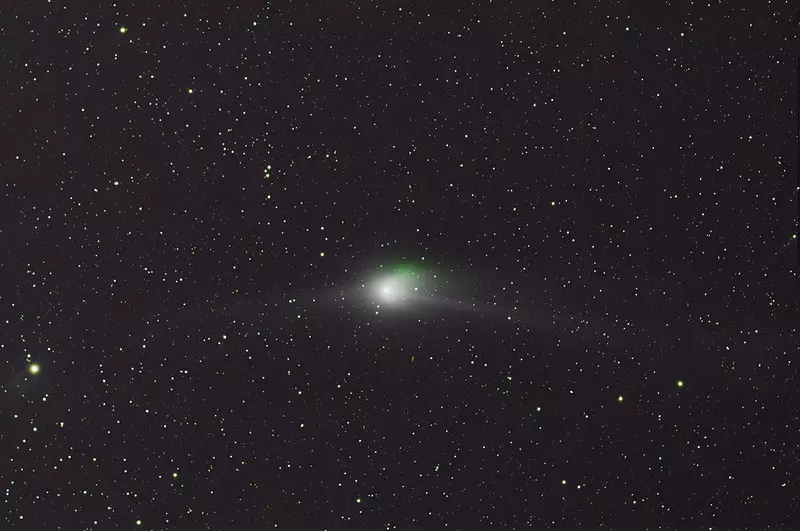 Kometa, która Układ Słoneczny odwiedziła ostatnio 50 tys. lat temu, zbliża się do Ziemi
