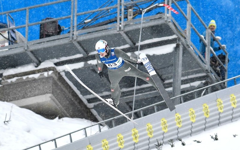 PŚ w skokach: Czwarte miejsce Żyły w Bad Mitterndorf, zwycięstwo Graneruda