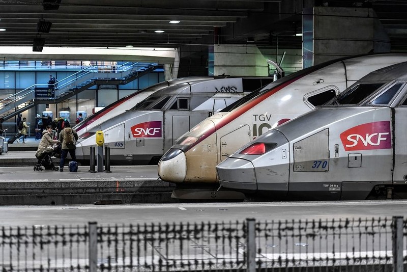 Francja: Jutro poważne zakłócenia w transporcie w związku ze strajkami