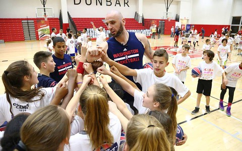 Marcin Gortat first ever Camp Basketball Clinic in the United States