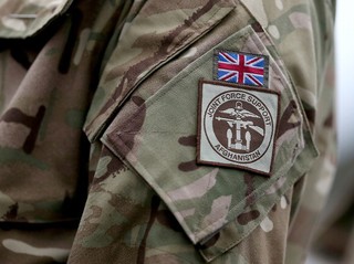 Skandal w brytyjskiej armii. Żołnierze pozują przy zwłokach 