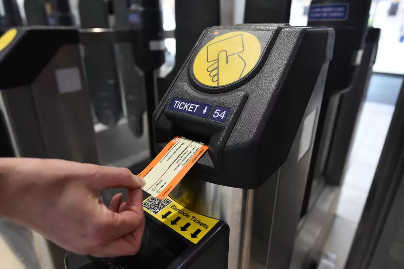 Return train tickets expected to be scrapped in UK rail shake-up