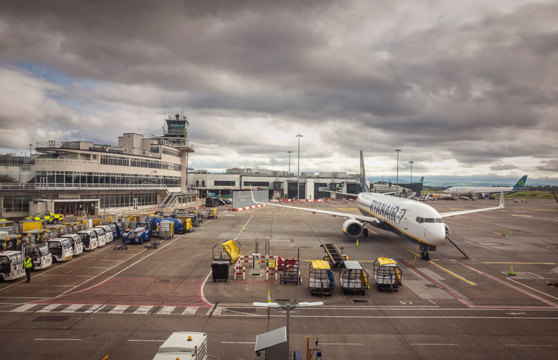 Gardaí to travel to international airports to check refugee documents