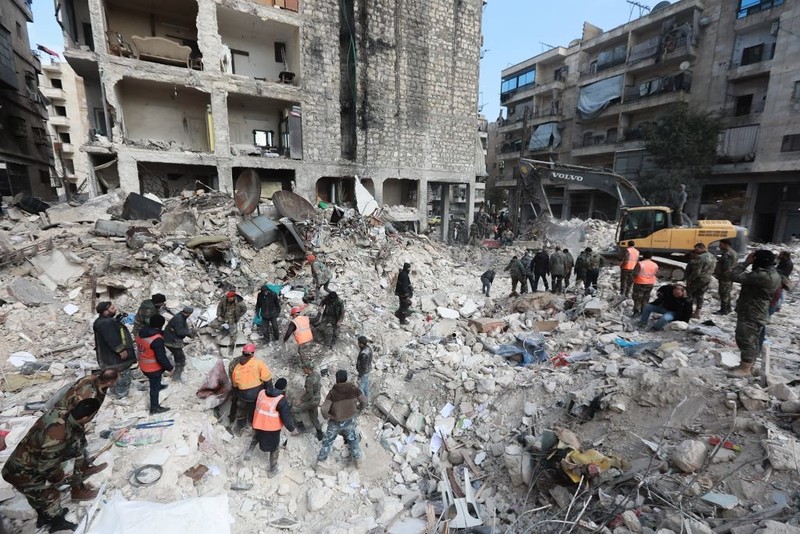 Najnowszy bilans ofiar trzęsień ziemi: W Turcji i Syrii zginęło ponad 5 tysięcy osób