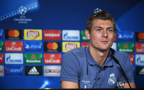 Real Madrid's Toni Kroos faces lengthy absence with fractured foot