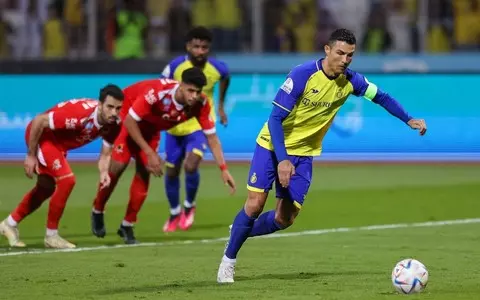 Al-Nassr won against Al-Wehda 4:0 after four goals by Ronaldo