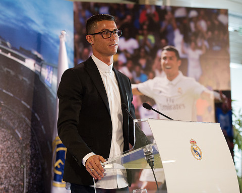 Cristiano Ronaldo tops up new Real Madrid contract with mega-bucks Nike deal  Read more: http://www.