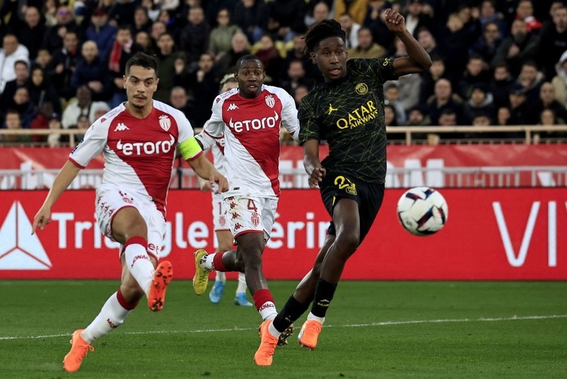 Ligue 1: Monaco defeated PSG. Marseille reduced the loss to the leader