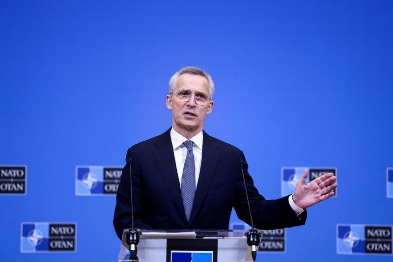 NATO chief Stoltenberg: Putin doesn't prepare for peace, but plans new offensives