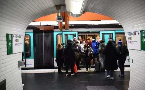 France: Vacancies in Paris urban transport. 6 600 employees are to be employed