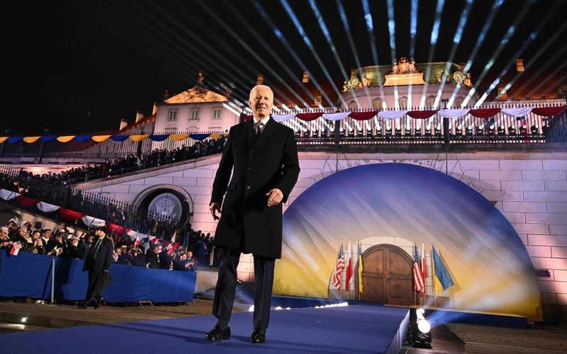 Prezydent Biden w Warszawie: "Witaj Polsko, nasz wspaniały sojuszniku"
