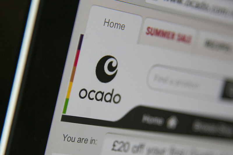 Ocado rozpoczyna wojnę cenową z Tesco. Powodem "tnąca wydatki klasa średnia"