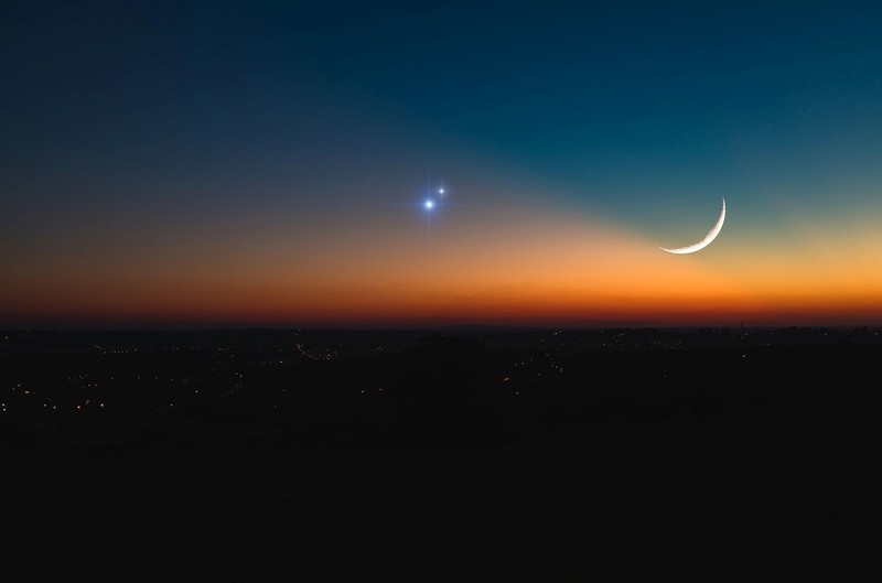 Dziś wieczorem będzie można podziwiać kulminacyjny moment koniunkcji Wenus i Jowisza