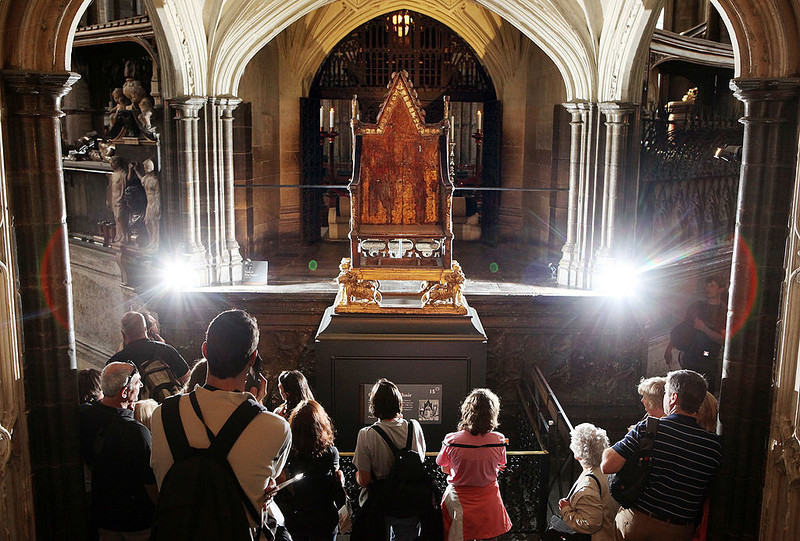 Ahead of Charles III's coronation, the more than 700-year-old throne is undergoing restoration