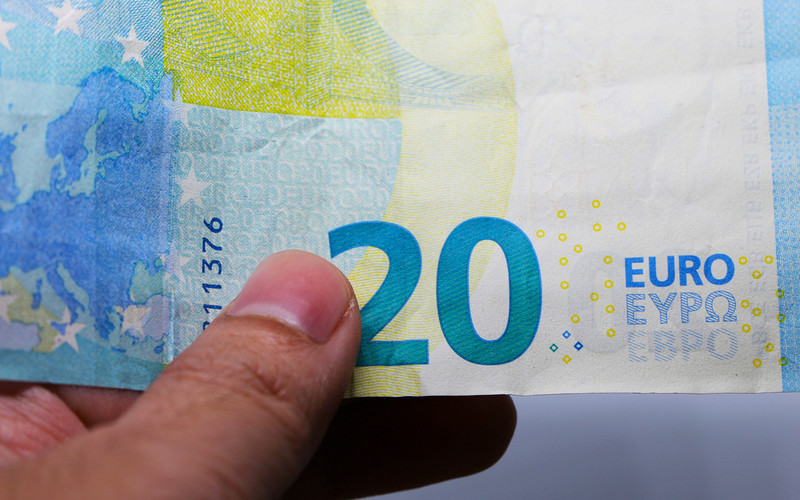 Netherlands: Five teenagers produced fake euro banknotes