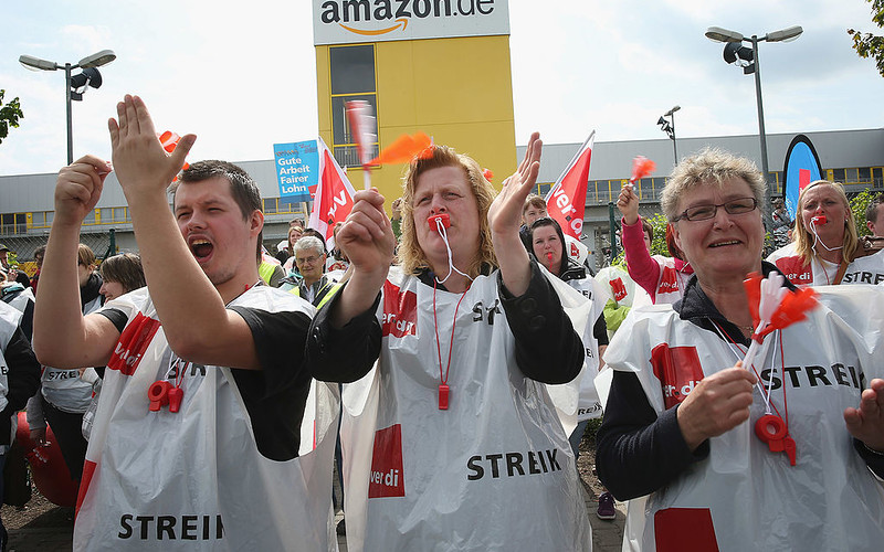 Germany: Most citizens are in favor of restricting the right to strike