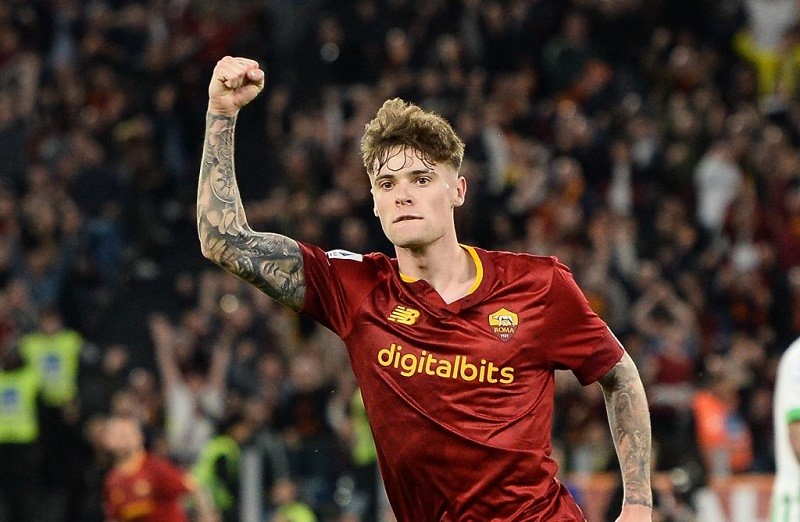 Serie A: Gol Zalewskiego i debiut Majchrzaka w przegranym meczu Romy