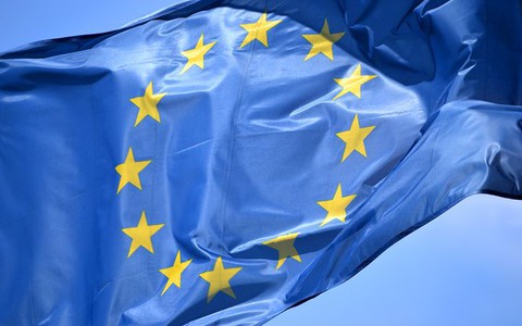 W Wielkiej Brytanii i Europie wzrosło poparcie dla UE