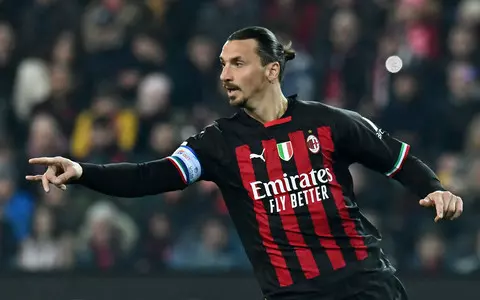 Italian League: Ibrahimovic's historic feat, but Milan's defeat