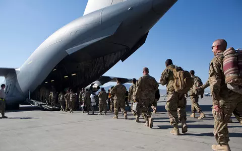 Politico: NATO needs at least 300,000. troops to stop Russia