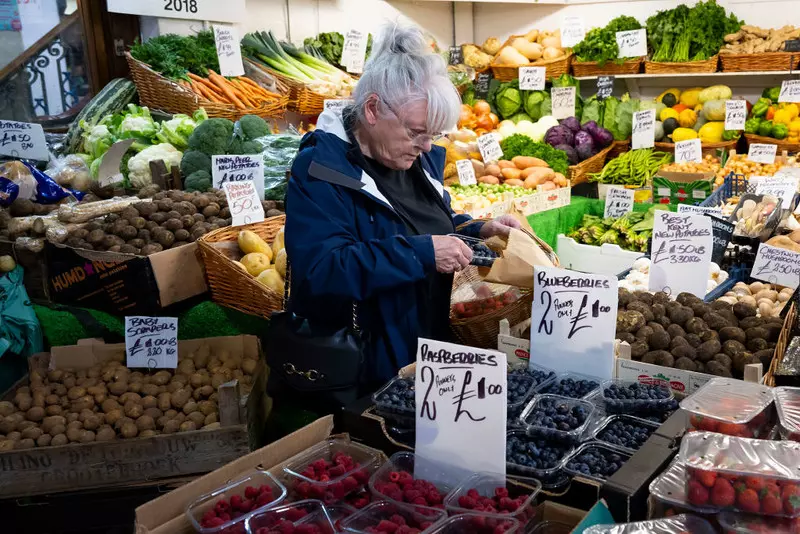 Raport: Niedobory warzyw w UK doprowadziły do jeszcze większej inflacji