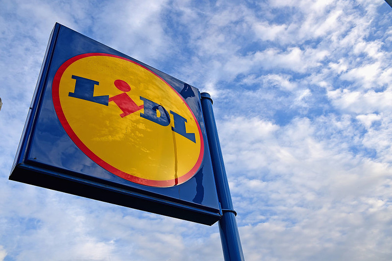 The cashier in Lidl "humiliated" the customers? The chain has issued an apology