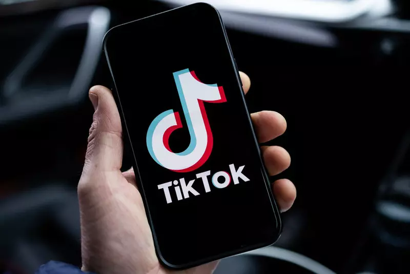 Zakaz używania TikToka na wszystkich urządzeniach w londyńskim ratuszu