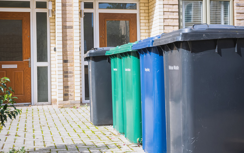 Couple hit with £400 fine for putting bins out at the wrong time