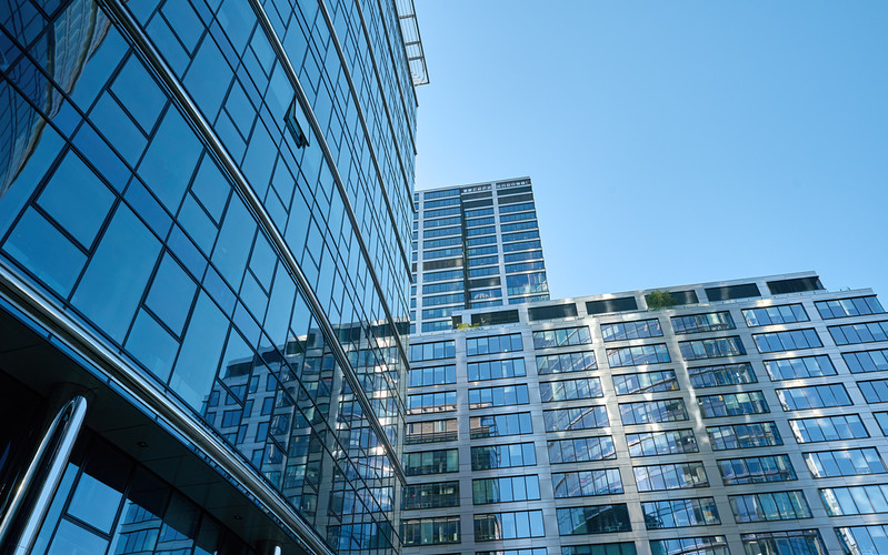 "Rzeczpospolita": Polacy nie chcą wracać do biur