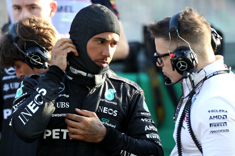 Rekord Hamiltona w Formule 1: 17. sezon na podium