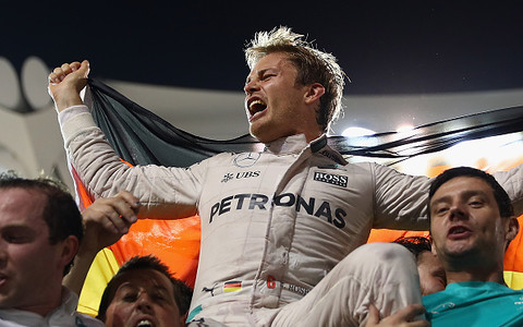 Nico Rosberg wins F1 title as Lewis Hamilton wins in Abu Dhabi