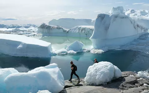 Greenland glacier melt nearing tipping point