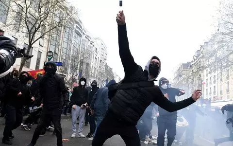 Police used tear gas against demonstrators in Lyon, Nantes and Bordeau