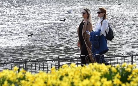 What will the UK weather be like for the Easter weekend?