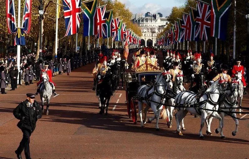 UK: Królewska para pojedzie na koronację nową karetą, a wróci pochodzącą z 1762 roku