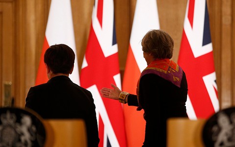 Politico: Spotkanie May z Szydło pokazuje, że Londyn szuka sojusznika