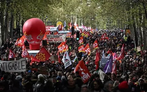 France: Strikes and demonstrations against pension reform