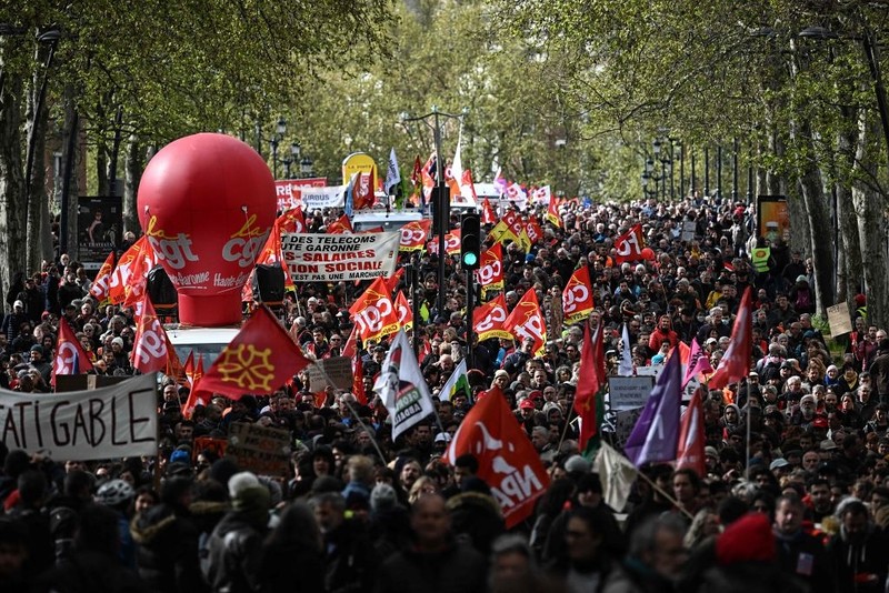 France: Strikes and demonstrations against pension reform