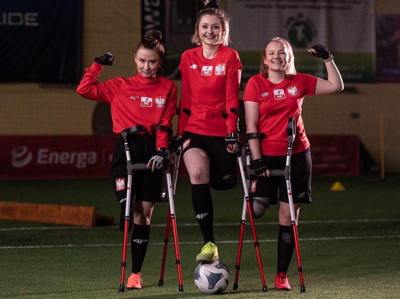 Nagroda UEFA dla Amp Futbol Polska za stworzenie pierwszej kobiecej drużyny w Europie