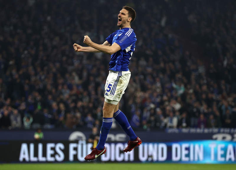 Liga niemiecka: Bramka Kamińskiego w ważnym meczu Schalke