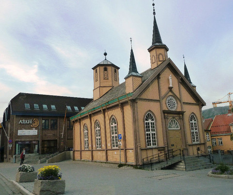 Norweski Kościół Katolicki z gigantyczną karą. Winni Polacy