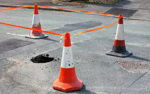 Potholes in England go unrepaired for up to 18 months