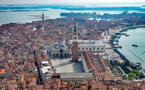 Italy: Venice is preparing for two large waves of tourists