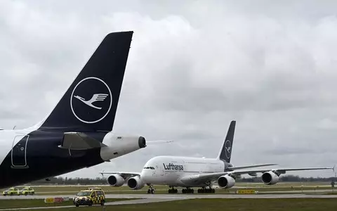 Germany: Airport security staff strike. 700 flights cancelled