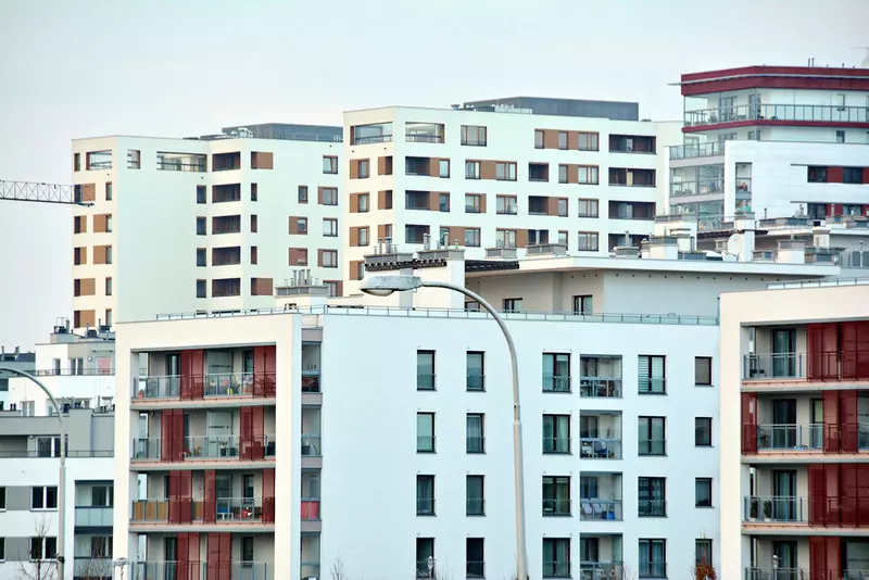 Cudzoziemcy kupują w Polsce coraz więcej mieszkań. Wydali już miliardy złotych